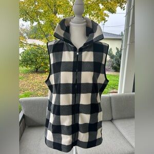 Chaps Black and White Plaid Fleece Vest